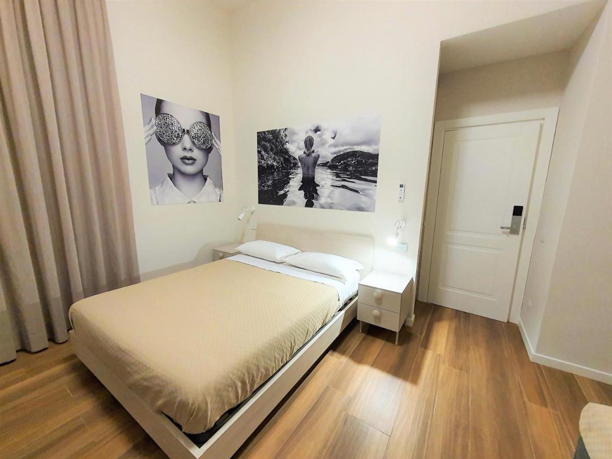 Toledo Place Napoli Bagian luar foto