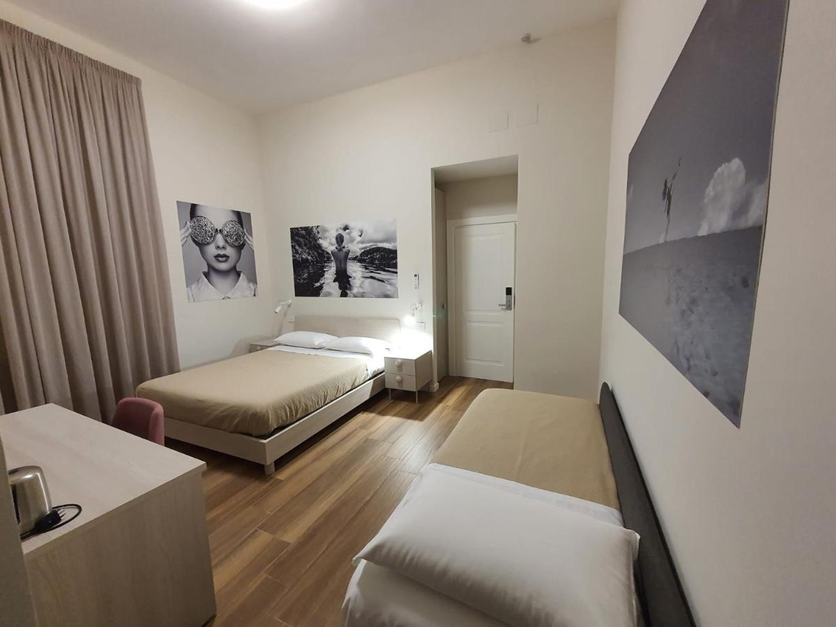 Toledo Place Napoli Bagian luar foto
